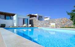 Thalassa Villa Flisvos